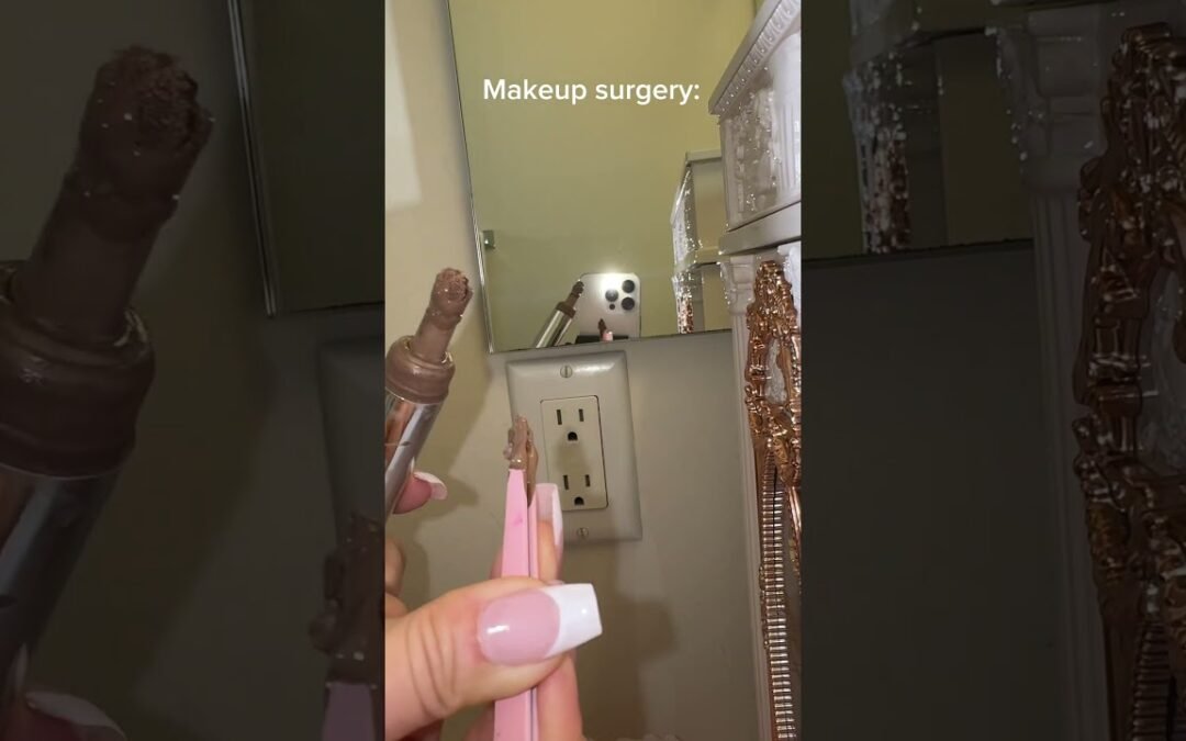 Sponge tip applicators give me the heebeejeebies 🤢 #makeup #beauty #makeupsurgery #grwm #contour