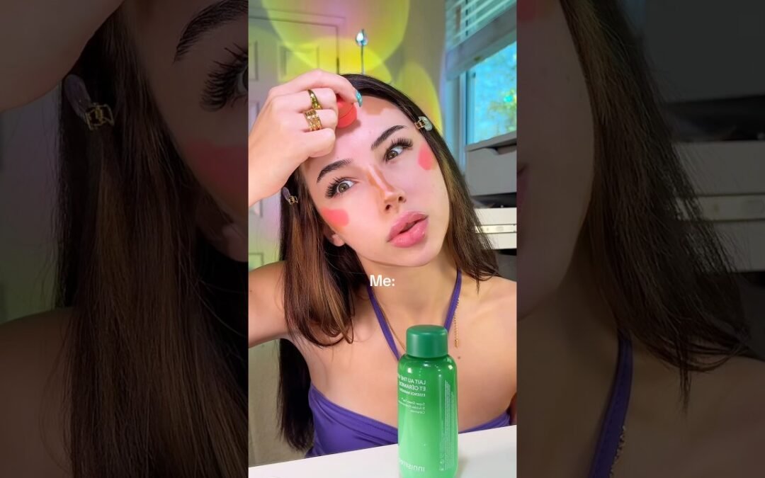 “How is your makeup SO GLOWY?”😳 #fyp #makeup #makeuptips